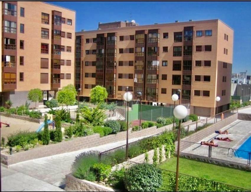 Deyanira Suite, Aeropuerto, Ifema Madrid Kültér fotó