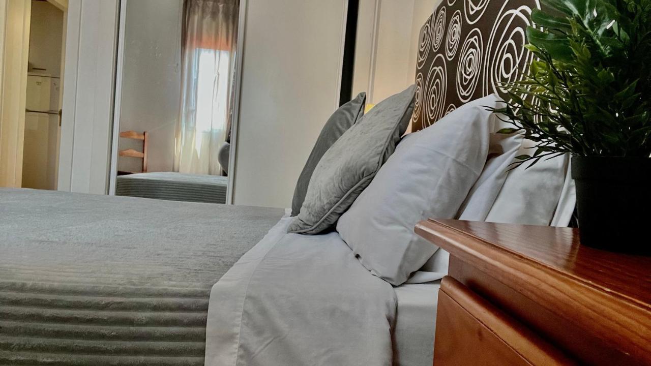 Deyanira Suite, Aeropuerto, Ifema Madrid Kültér fotó