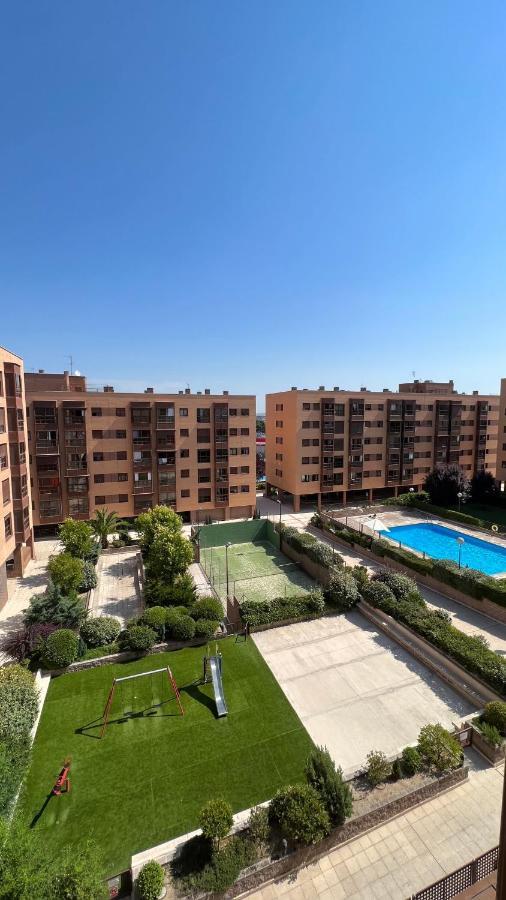 Deyanira Suite, Aeropuerto, Ifema Madrid Kültér fotó