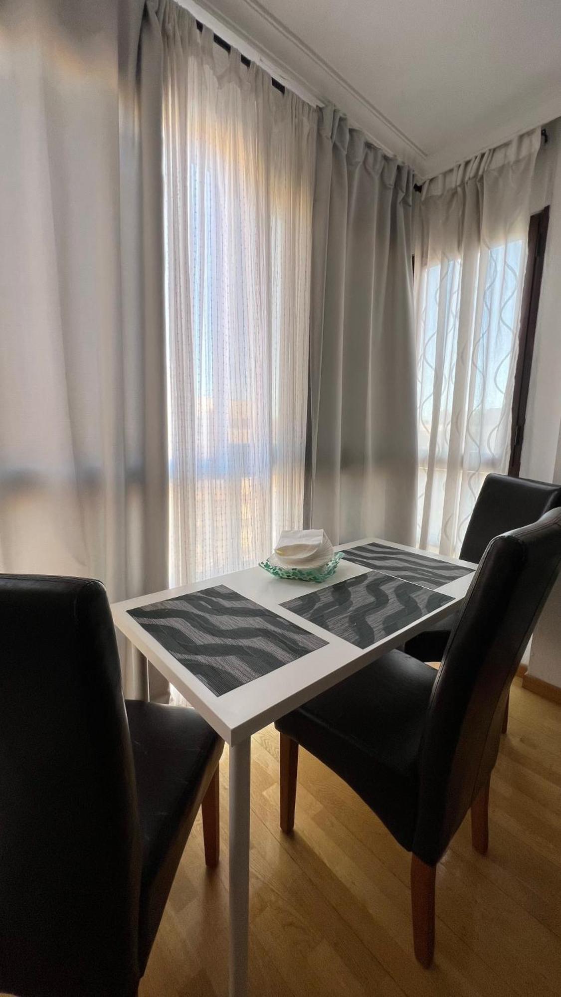 Deyanira Suite, Aeropuerto, Ifema Madrid Kültér fotó
